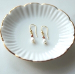 Kolczyki N°19 | granat, perła